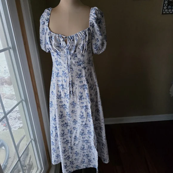 SHEIN Blue & White Floral Puff Sleeve Square Neck Maxi Dress | Size Large - Picture 2 of 6
